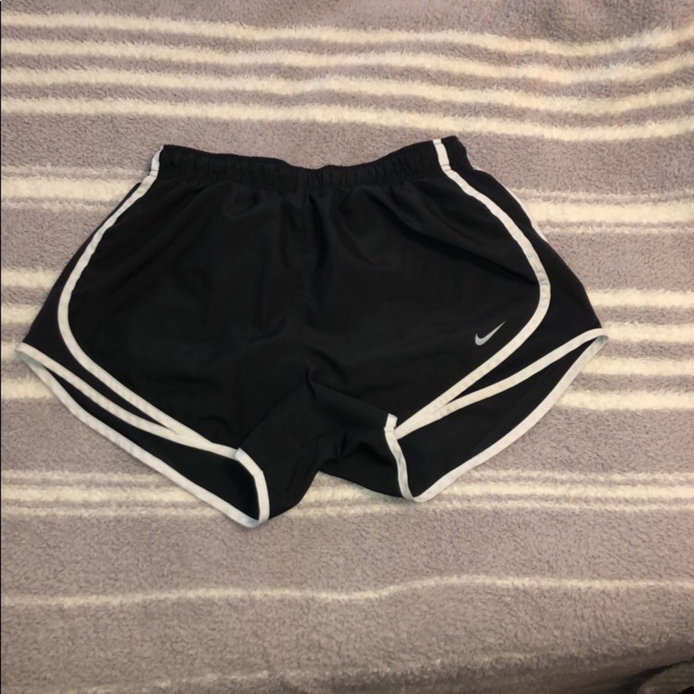 NIKE- Dark Grey Shorts
